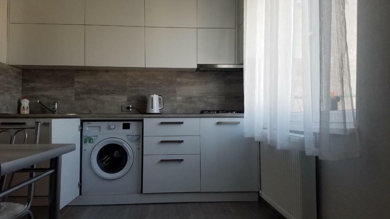 Marini Appartement Tbilisi Buitenkant foto